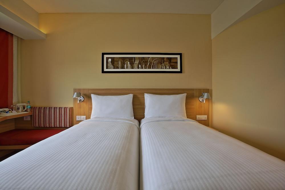 Ibis Bengaluru Hosur Road - An Accor Brand Hotel Buitenkant foto
