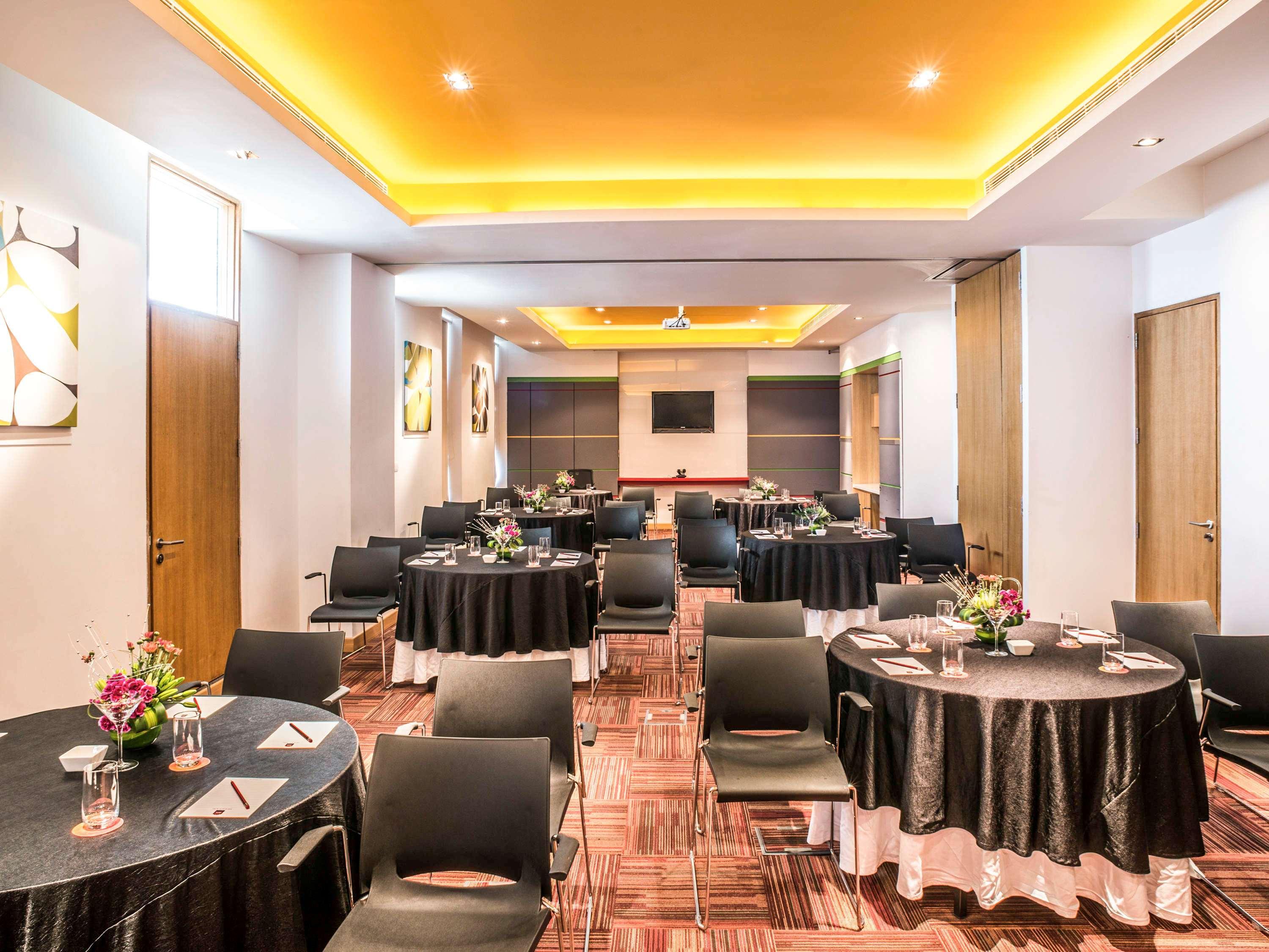 Ibis Bengaluru Hosur Road - An Accor Brand Hotel Buitenkant foto